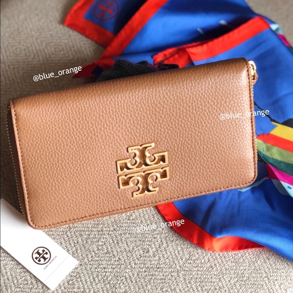 Tory Burch Handbags - ✨NEW TORY BURCH✨ ZIP AROUND CONTINENTAL WALLET